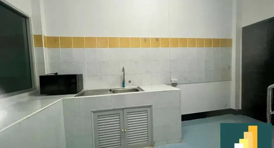 For rent 2 bedrooms townhouse in Jomtien, Pattaya