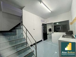 Casa adosada en alquiler de 2 habitaciones en Bang Lamung, Chonburi