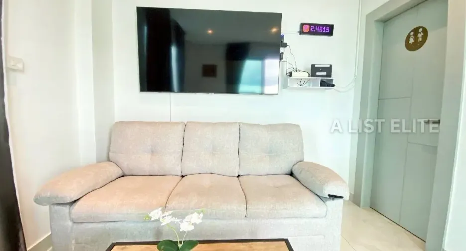 Haus zur Miete mit 6 Zimmer in Bang Lamung, Chonburi