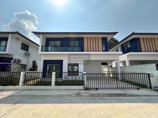 Haus zur Miete mit 4 Zimmer in Lam Luk Ka, Pathum Thani
