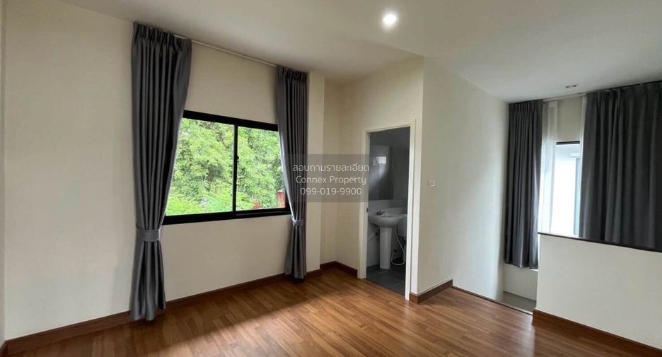 Haus zur Miete mit 4 Zimmer in Lam Luk Ka, Pathum Thani