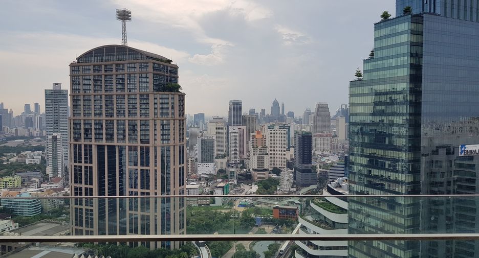 Wohnung zur Miete mit 3 Zimmer in Khlong Toei, Bangkok