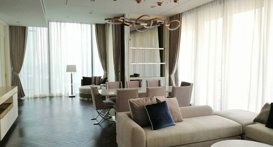 Wohnung zur Miete mit 3 Zimmer in Khlong Toei, Bangkok