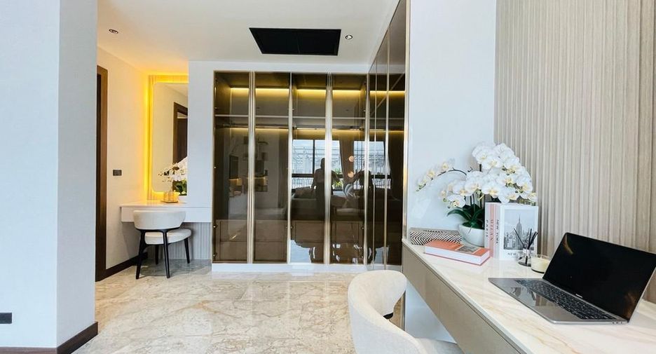 For sale 4 ベッドルーム house in Bang Lamung, Chonburi