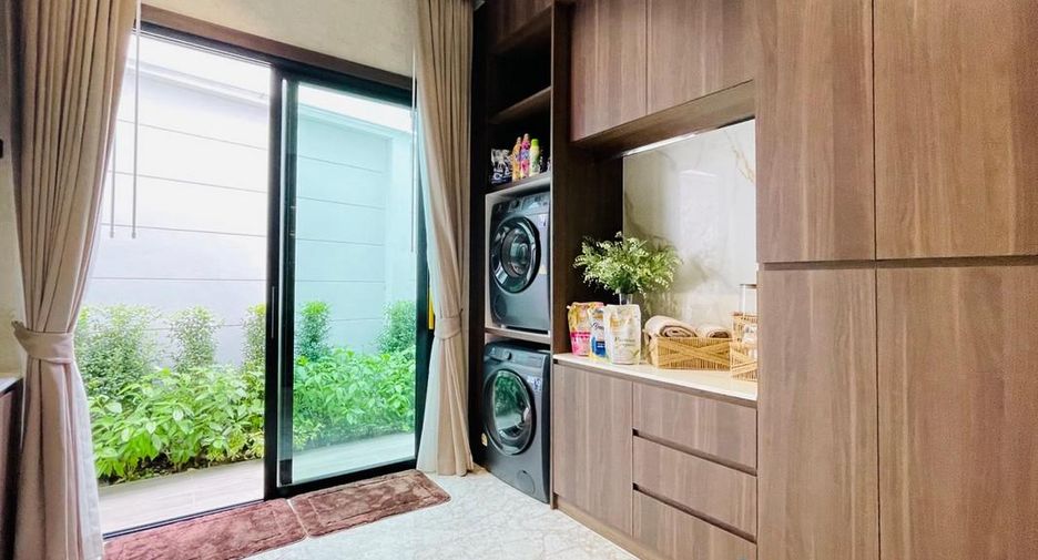 For sale 4 ベッドルーム house in Bang Lamung, Chonburi