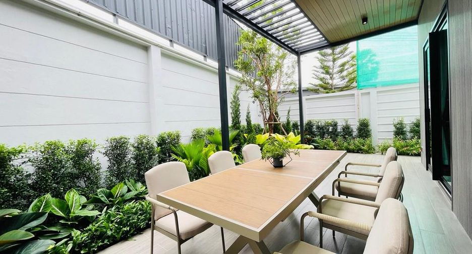 For sale 4 ベッドルーム house in Bang Lamung, Chonburi