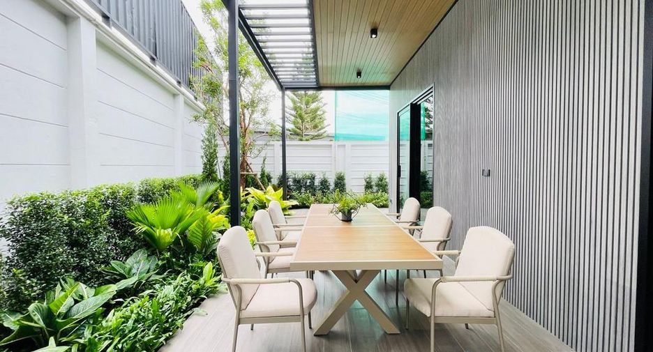 For sale 4 ベッドルーム house in Bang Lamung, Chonburi