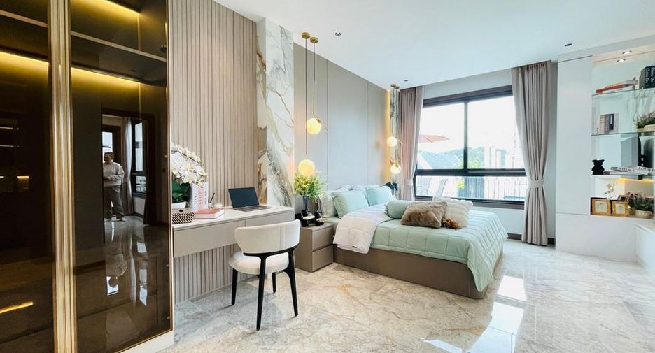 For sale 4 ベッドルーム house in Bang Lamung, Chonburi