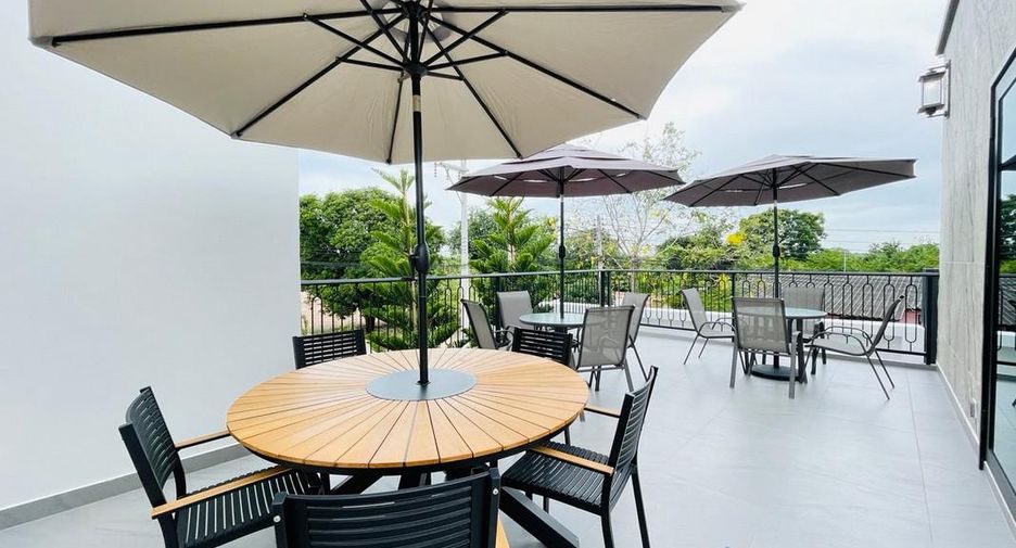 For sale 4 ベッドルーム house in Bang Lamung, Chonburi