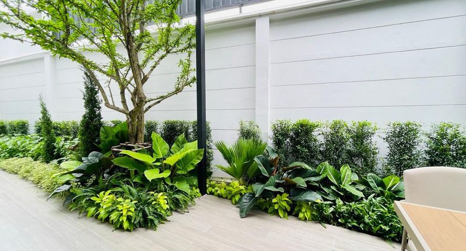 For sale 4 ベッドルーム house in Bang Lamung, Chonburi