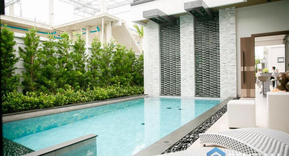 For sale 4 ベッドルーム house in Bang Lamung, Chonburi