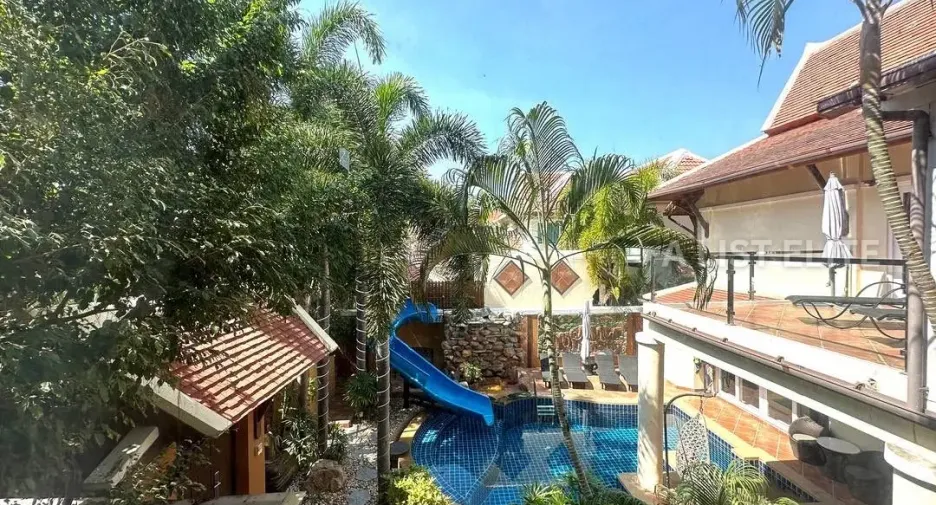 For sale 4 bedrooms house in Bang Lamung, Chonburi