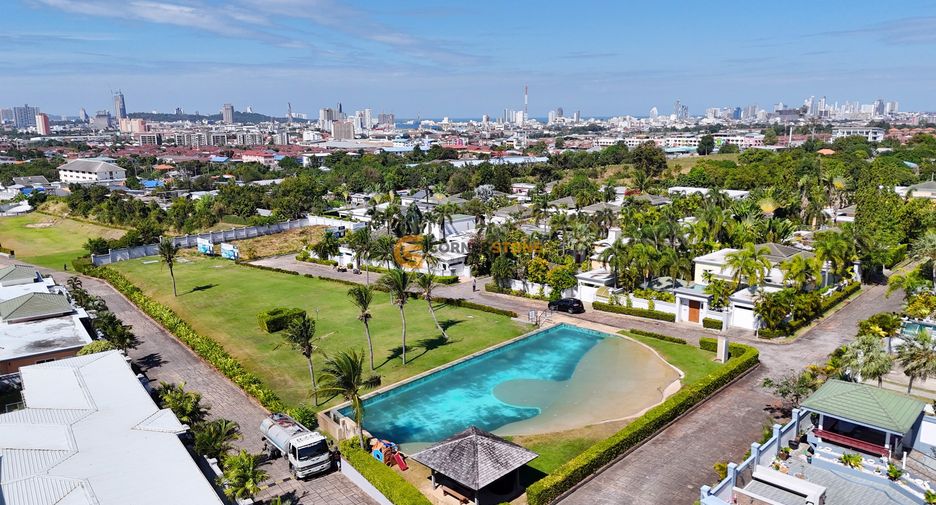 For rent and for sale 3 bedrooms house in Bang Lamung, Chonburi