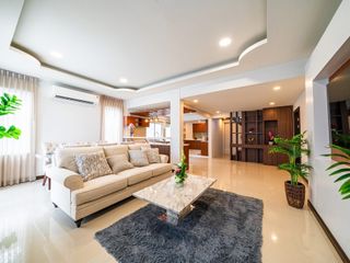 Casa en venta de 5 habitaciones en Bang Lamung, Chonburi