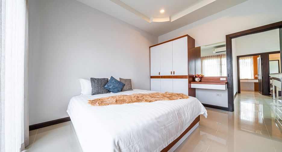Casa en venta de 5 habitaciones en Bang Lamung, Chonburi