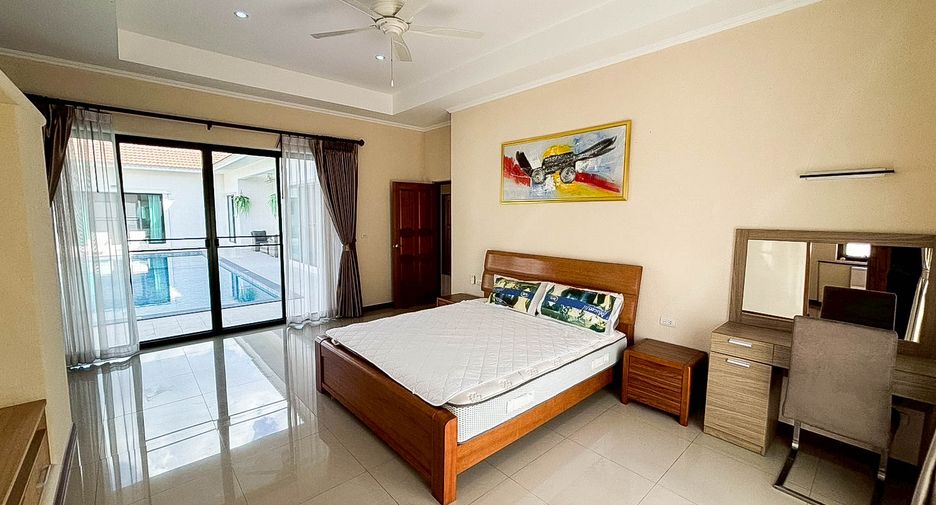 À louer 4 chambres maison à Bang Lamung, Chonburi