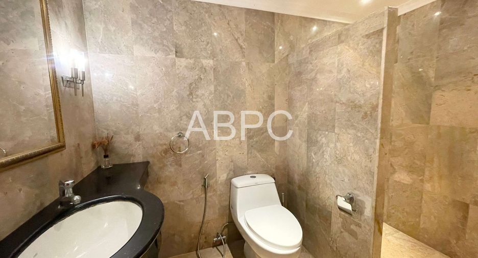 For rent 2 ベッドルーム condo in Bang Lamung, Chonburi
