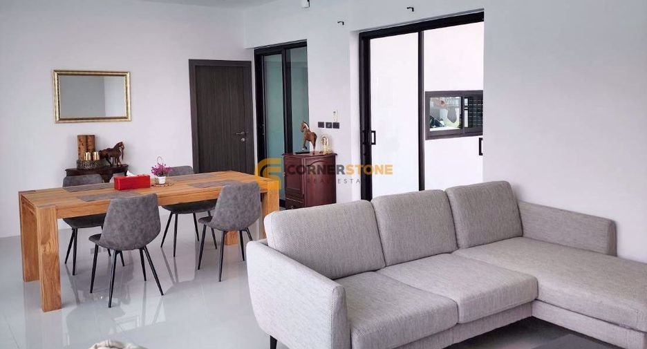 À louer 3 chambres maison à Bang Lamung, Chonburi