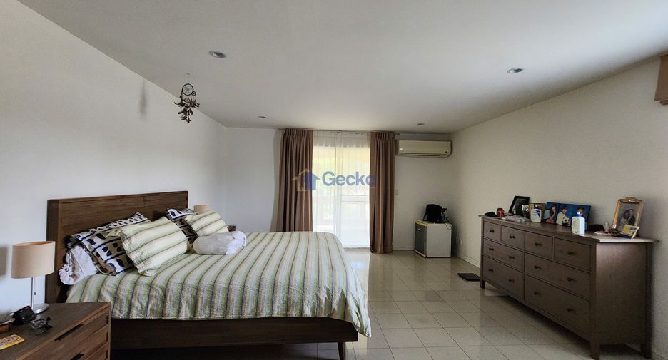 For sale 6 bedrooms house in Si Racha, Chonburi