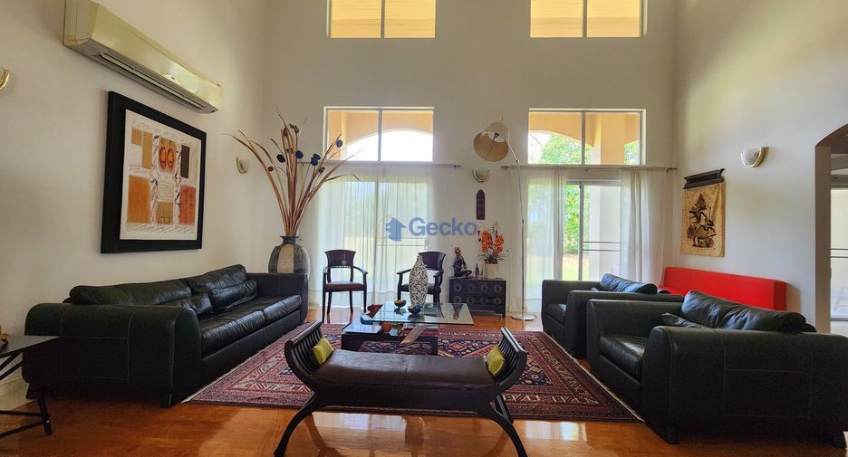 For sale 6 bedrooms house in Si Racha, Chonburi