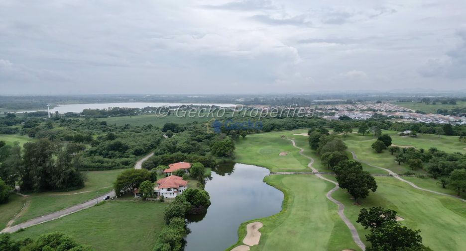 For sale 6 bedrooms house in Si Racha, Chonburi