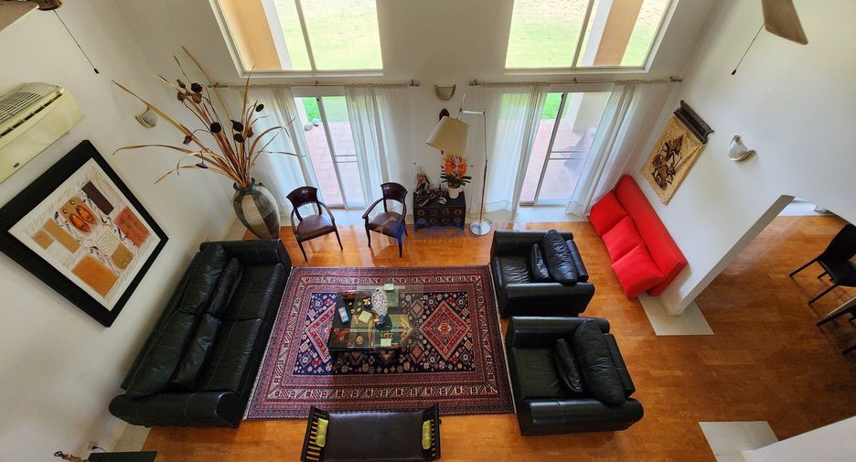 For sale 6 bedrooms house in Si Racha, Chonburi