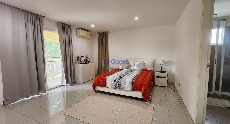 For sale 6 bedrooms house in Si Racha, Chonburi