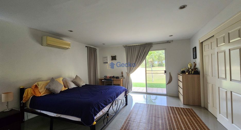 For sale 6 bedrooms house in Si Racha, Chonburi