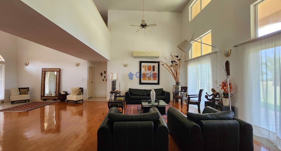 For sale 6 bedrooms house in Si Racha, Chonburi