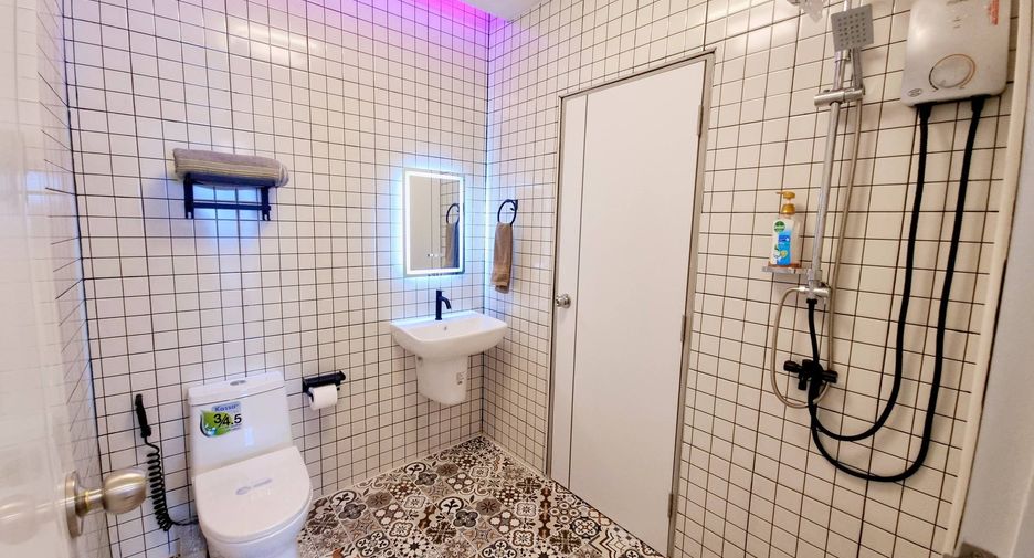 Haus zum Kauf mit 3 Zimmer in Bang Lamung, Chonburi