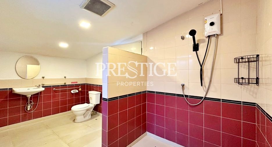 For rent 5 bedrooms house in Bang Lamung, Chonburi