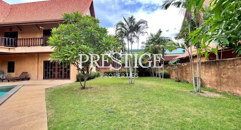For rent 4 bedrooms house in Bang Lamung, Chonburi