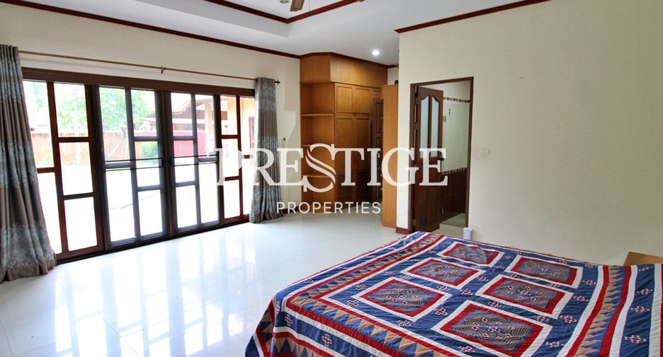 For rent 4 bedrooms house in Bang Lamung, Chonburi
