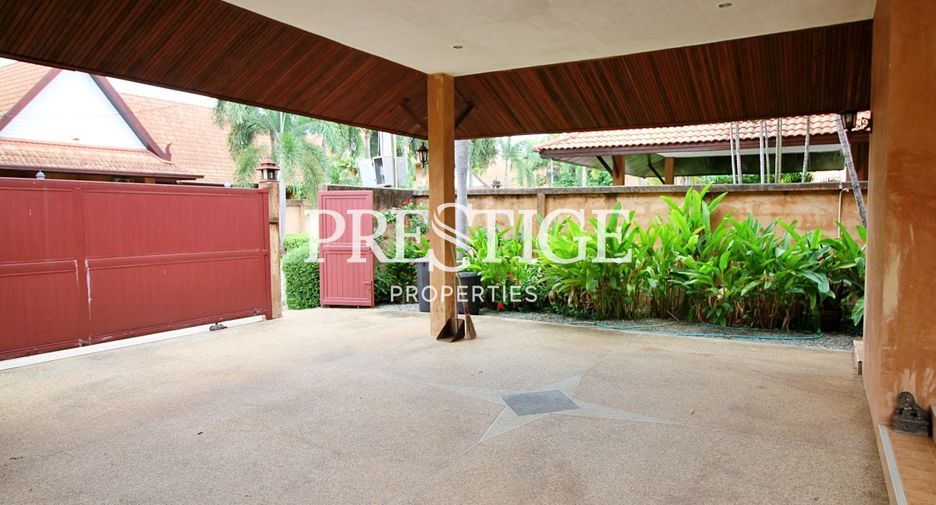 For rent 4 bedrooms house in Bang Lamung, Chonburi