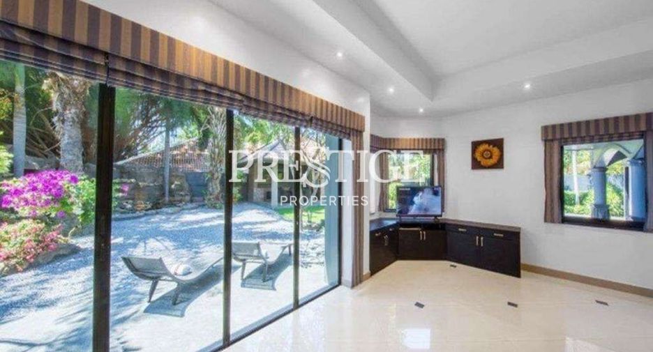 For rent 3 bedrooms house in Jomtien, Pattaya