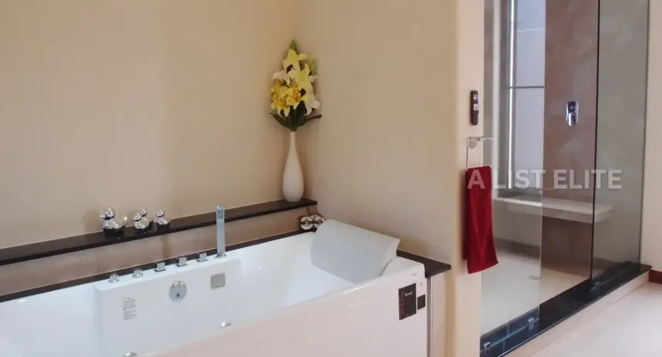 For rent 4 bedrooms house in Bang Lamung, Chonburi