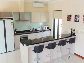 Haus zur Miete mit 4 Zimmer in Bang Lamung, Chonburi