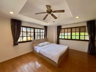 Haus zur Miete mit 12 Zimmer in Bang Lamung, Chonburi