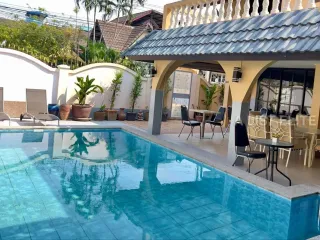 Haus zur Miete mit 12 Zimmer in Bang Lamung, Chonburi