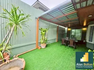 For rent and for sale 4 bedrooms house in Bang Lamung, Chonburi