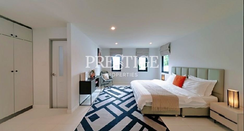 For sale 4 bedrooms house in Bang Lamung, Chonburi
