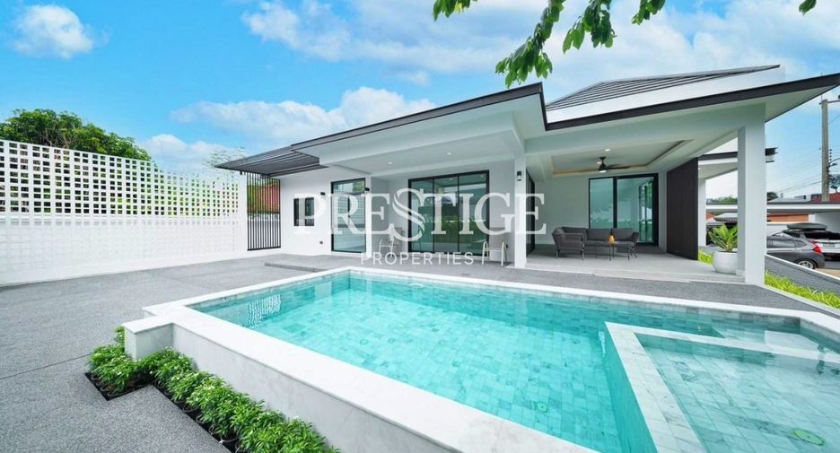 For sale 4 bedrooms house in Bang Lamung, Chonburi