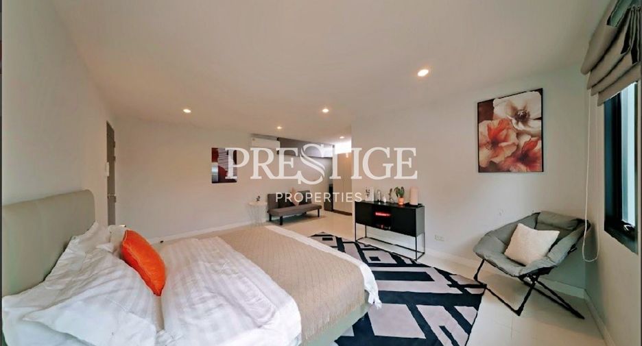 For sale 4 bedrooms house in Bang Lamung, Chonburi