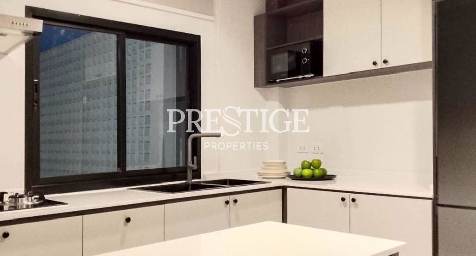 For sale 4 bedrooms house in Bang Lamung, Chonburi