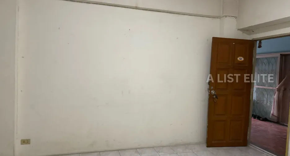 For sale studio condo in Pak Kret, Nonthaburi