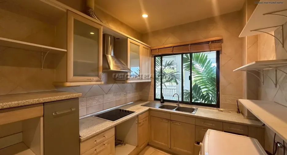For rent and for sale 2 bedrooms condo in Na Jomtien, Pattaya