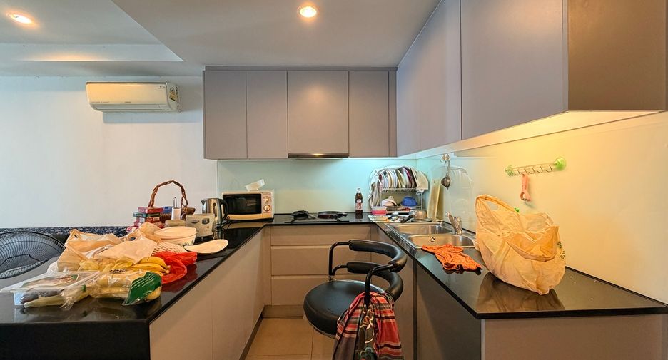 Wohnung zum Kauf mit 2 Zimmer in Watthana, Bangkok