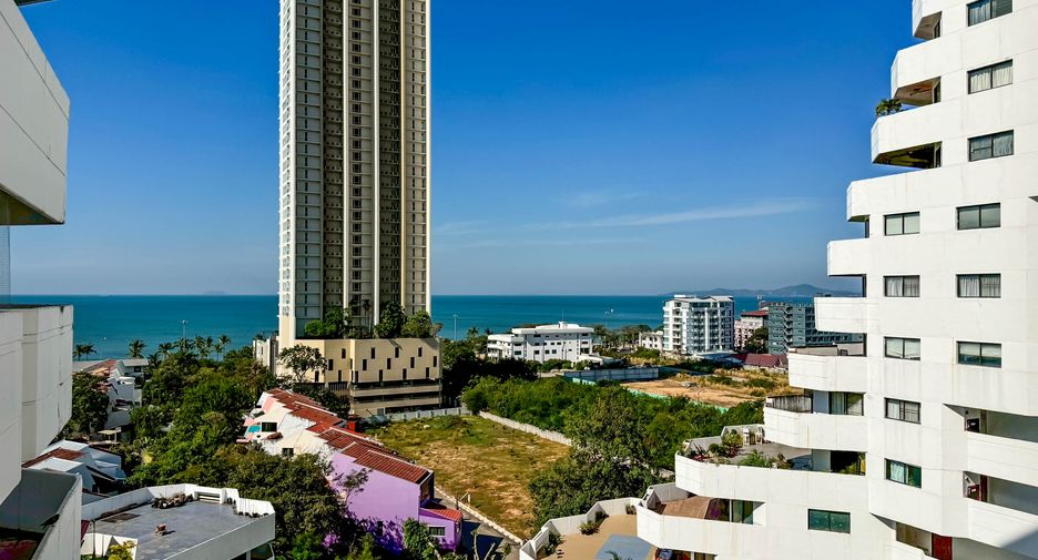 For sale 2 bedrooms condo in Jomtien, Pattaya