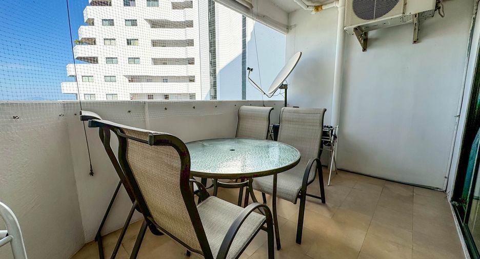 For sale 2 bedrooms condo in Jomtien, Pattaya