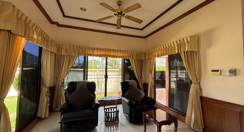 Haus zur Miete mit 3 Zimmer in Bang Lamung, Chonburi